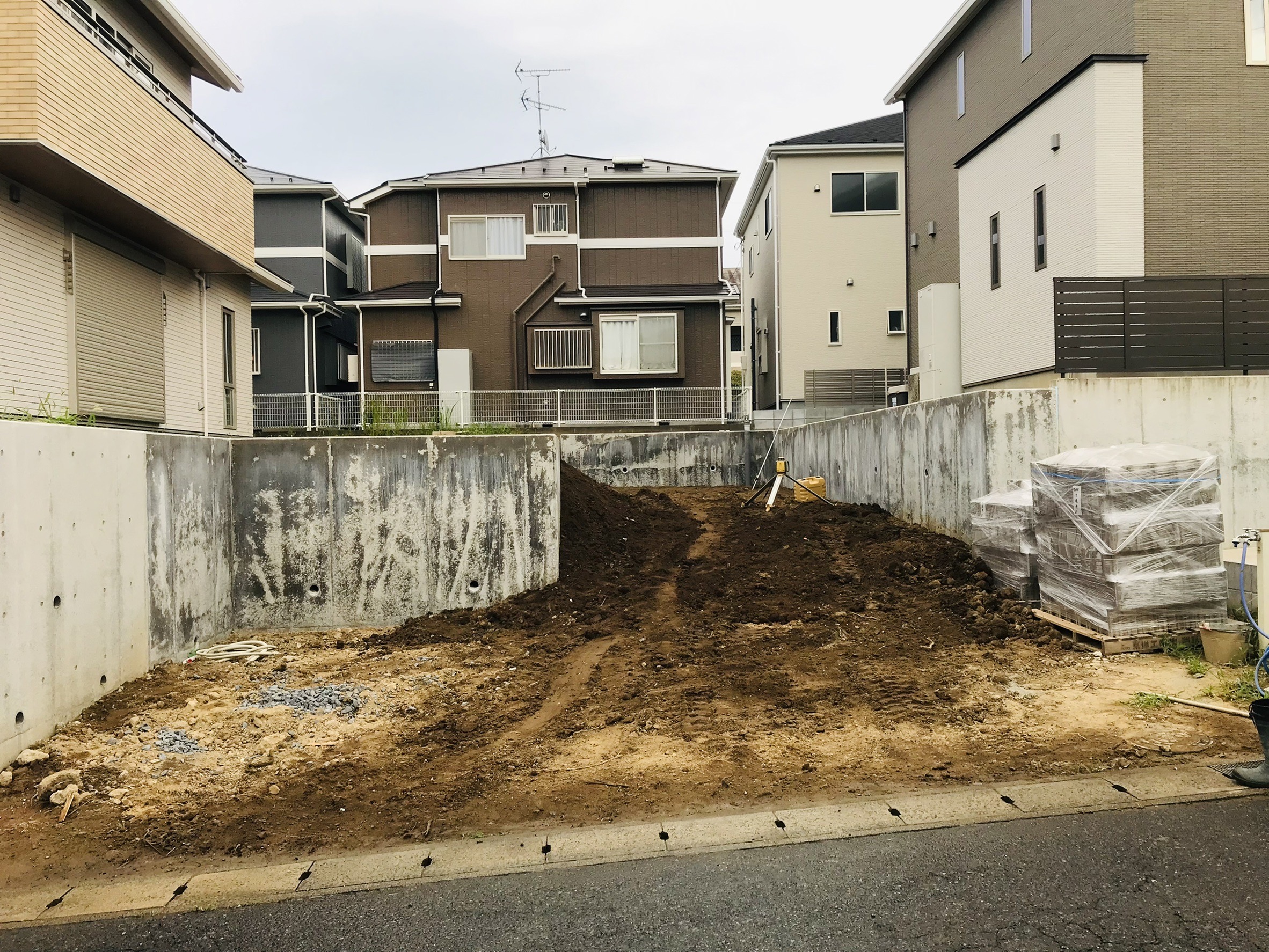 千葉県印旛郡栄町 打ちっ放し擁壁工事